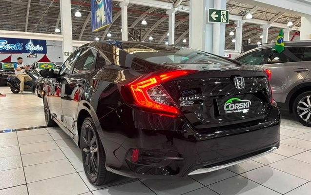 imagem-https://www.socarrao.com.br/sc-vehicle-images-prod/2025996/1789065702800-8162961_13_B_d9f8d866e0.jpeg