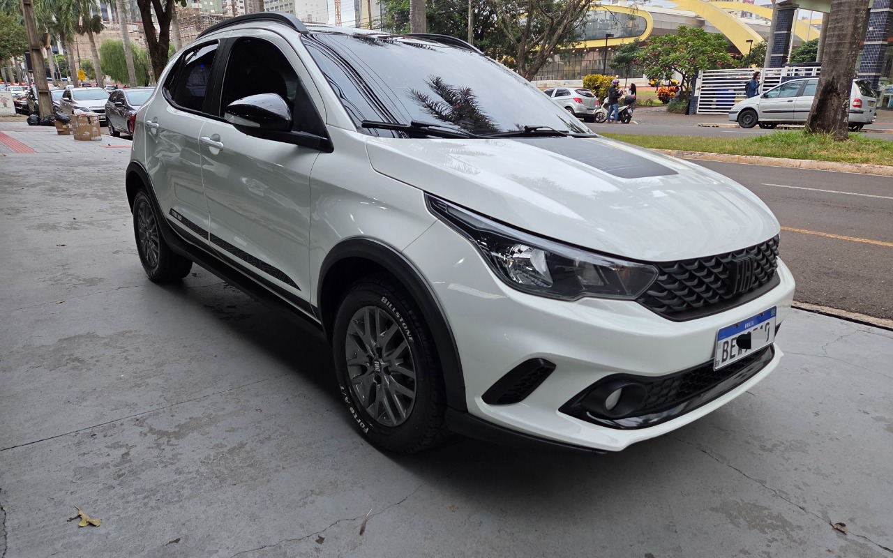 Fiat Argo Trekking 1.3 8V Flex - foto 3