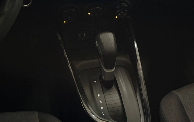 imagem-https://www.socarrao.com.br/sc-vehicle-images-prod/2026136/1785767587150-EgX99cOxapHq4TVeADG3qYcC6UTw8yRK.jpg
