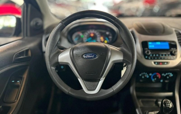 imagem-https://www.socarrao.com.br/sc-vehicle-images-prod/2026815/1787768644086-8164886_4_B_fb137bde4a.jpeg