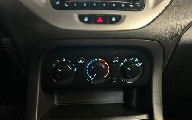 imagem-https://www.socarrao.com.br/sc-vehicle-images-prod/2026815/1787768644087-8164886_1_B_8cf37915f6.jpeg