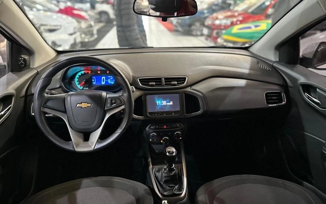 imagem-https://www.socarrao.com.br/sc-vehicle-images-prod/2026859/1787086675981-8164923_7_B_66ea6dc7fd.jpeg