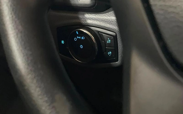 imagem-https://www.socarrao.com.br/sc-vehicle-images-prod/2027003/1788621420541-8164959_8_B_964c59988a.jpeg
