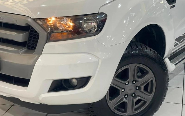 imagem-https://www.socarrao.com.br/sc-vehicle-images-prod/2027003/1788621420555-8164959_19_B_2a39ac67f2.jpeg
