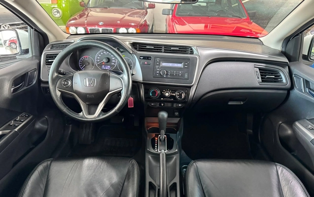 imagem-https://www.socarrao.com.br/sc-vehicle-images-prod/2027270/1787237554454-0929ef3e709d4e1bb7d7400a4c0becd2_1782311668840.jpg