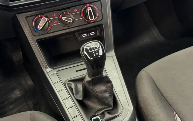 imagem-https://www.socarrao.com.br/sc-vehicle-images-prod/2027330/1789220688977-8166085_7_B_07e5f6d590.jpeg