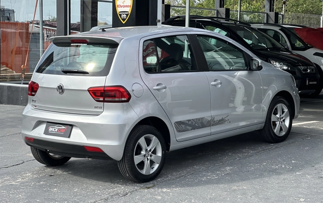 imagem-https://www.socarrao.com.br/sc-vehicle-images-prod/2027396/1783967707572-003_9f2dd8575adabf69a00e7eccb45652d7.jpeg