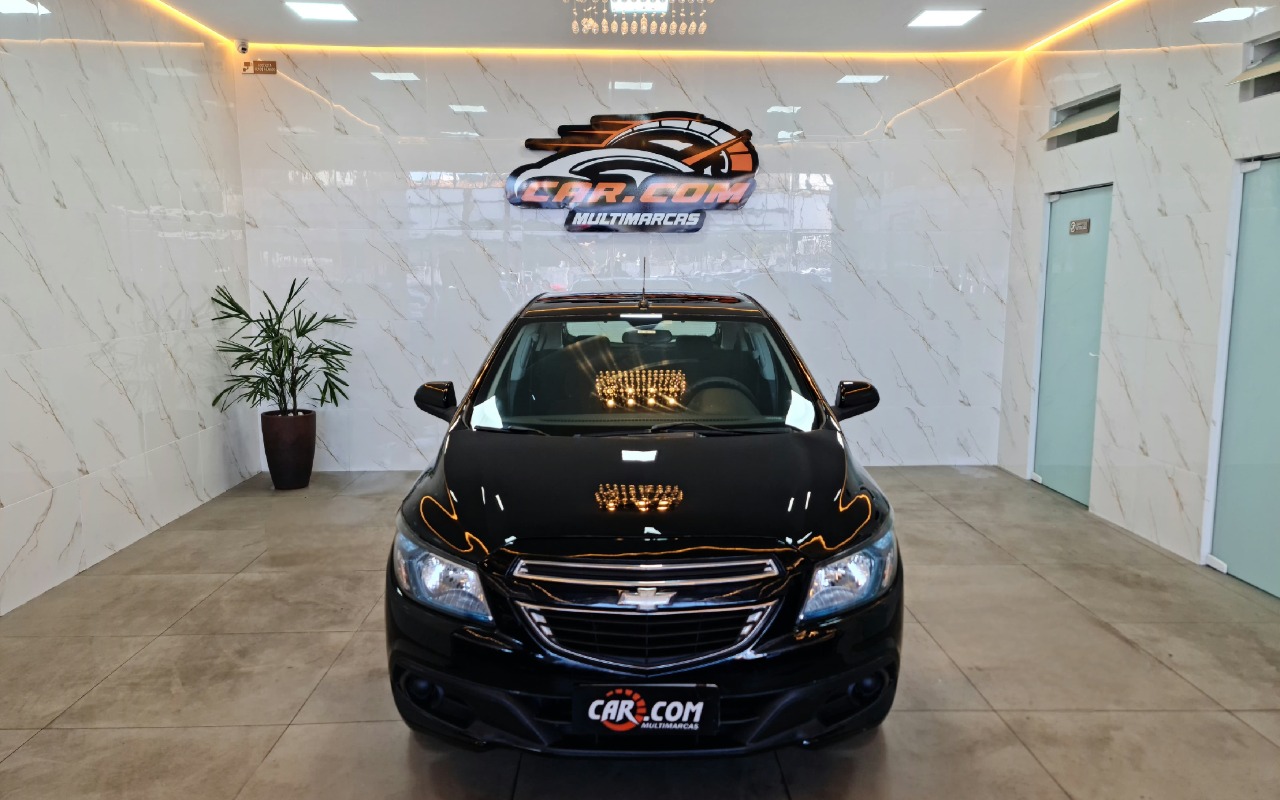 Chevrolet Onix Hatch LT 1.4 8V Flexpower 5P Mec. - foto 2