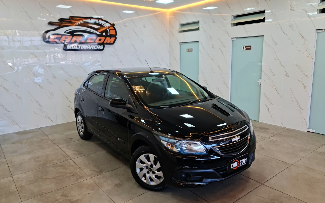 Chevrolet Onix Hatch LT 1.4 8V Flexpower 5P Mec. - foto 3