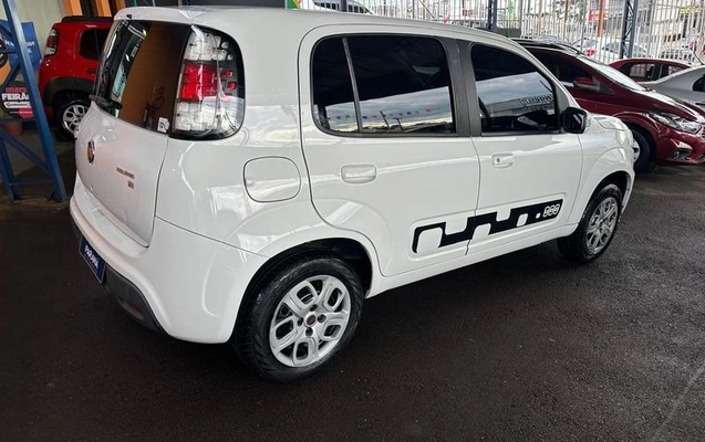 imagem-https://www.socarrao.com.br/sc-vehicle-images-prod/2027577/1788961081249-8063144_3_B_2ed92621b7.jpeg