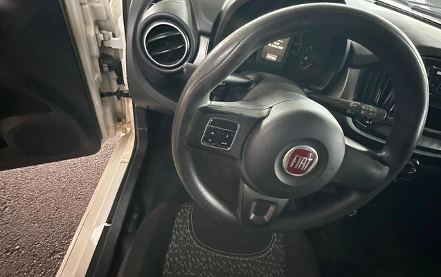 imagem-https://www.socarrao.com.br/sc-vehicle-images-prod/2027577/1788961081255-8063144_5_B_f6aa050001.jpeg