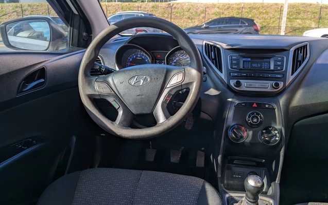 imagem-https://www.socarrao.com.br/sc-vehicle-images-prod/2028814/1781021584884-V2hhdHNBcHAgSW1hZ2UgMjAyNi0wNi0wOSBhdCAxMC4yNi40My5qcGVn.jpeg