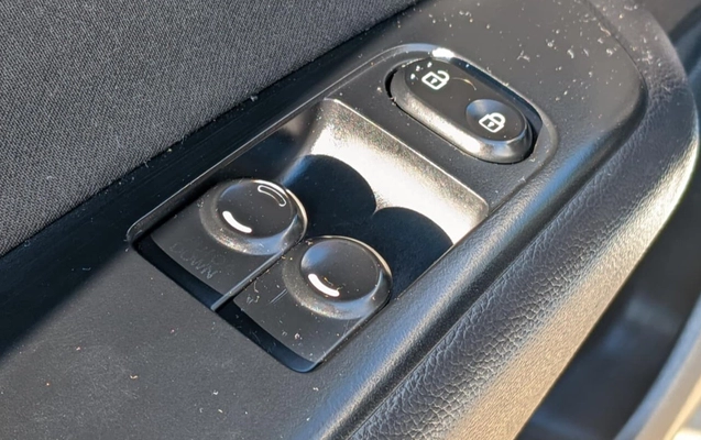 imagem-https://www.socarrao.com.br/sc-vehicle-images-prod/2028814/1781021585117-V2hhdHNBcHAgSW1hZ2UgMjAyNi0wNi0wOSBhdCAxMC4yNi40Ny5qcGVn.jpeg