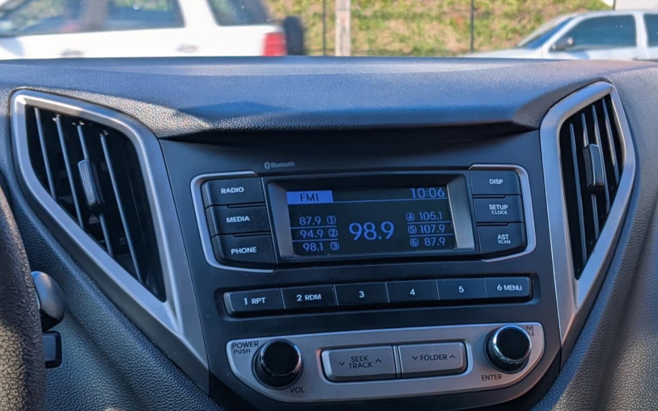 imagem-https://www.socarrao.com.br/sc-vehicle-images-prod/2028814/1781021585271-V2hhdHNBcHAgSW1hZ2UgMjAyNi0wNi0wOSBhdCAxMC4yNi40NS5qcGVn.jpeg