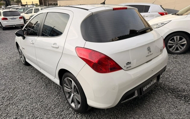 imagem-https://www.socarrao.com.br/sc-vehicle-images-prod/2029531/1781024646280-V2hhdHNBcHAgSW1hZ2UgMjAyNi0wNi0wOCBhdCAxNi4yMS4yOSAoMykuanBlZw.jpeg