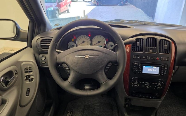 imagem-https://www.socarrao.com.br/sc-vehicle-images-prod/2029907/1781025818967-7976270_19_B_fdbf099dfc.jpeg
