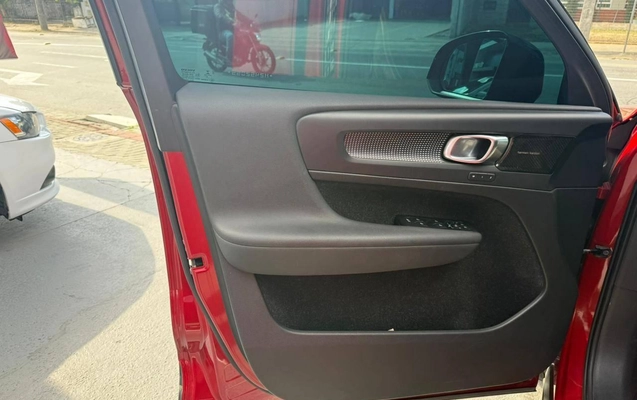imagem-https://www.socarrao.com.br/sc-vehicle-images-prod/2030181/1781027059641-0b0b00d0112048d38417ac4983709b29_1781026988071.jpg