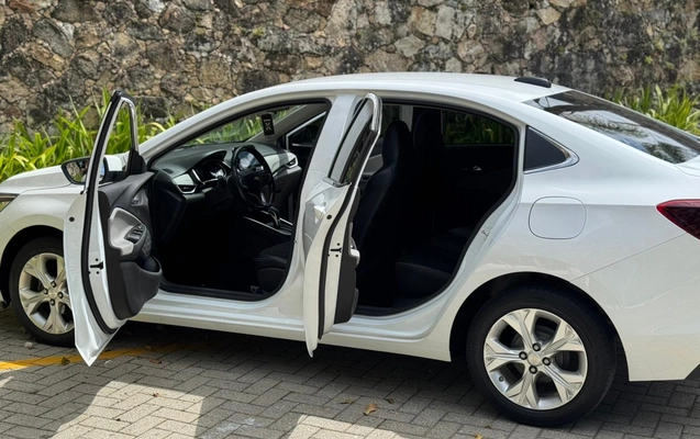 imagem-https://www.socarrao.com.br/sc-vehicle-images-prod/2030607/1781028810261-003_7ddcd6b7ceb78c4fec4aeeea69381bfe.jpeg