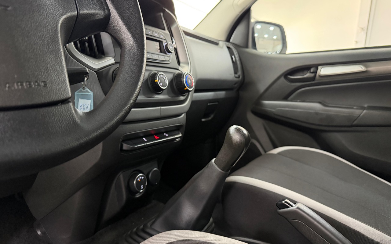 imagem-https://www.socarrao.com.br/sc-vehicle-images-prod/2030609/1781028831287-V2hhdHNBcHAgSW1hZ2UgMjAyNi0wNi0wOSBhdCAxNC40NC40NyAoOCkuanBlZw.jpeg