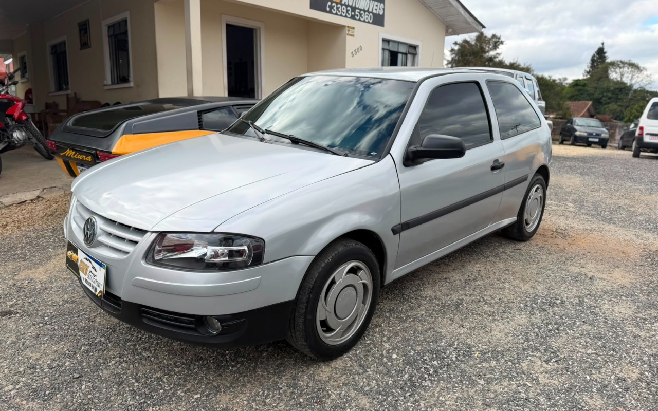 Volkswagen Gol City (Trend) 1.0 Mi Total Flex 8V 2p na cor Prata em Campo Largo / PR - 2030662