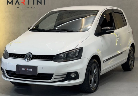 Volkswagen Fox RUN 1.6 Flex 8V 5p 2017 Branco — foto 1 de 3
