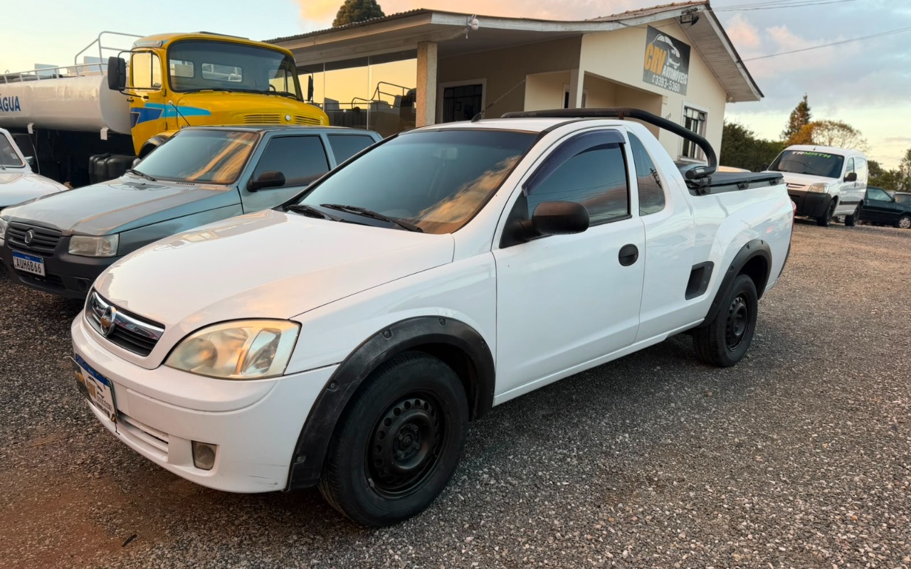 Chevrolet Montana 1.4 8V Conquest ECONOFLEX 2p na cor Branco em Campo Largo / PR - 2030945