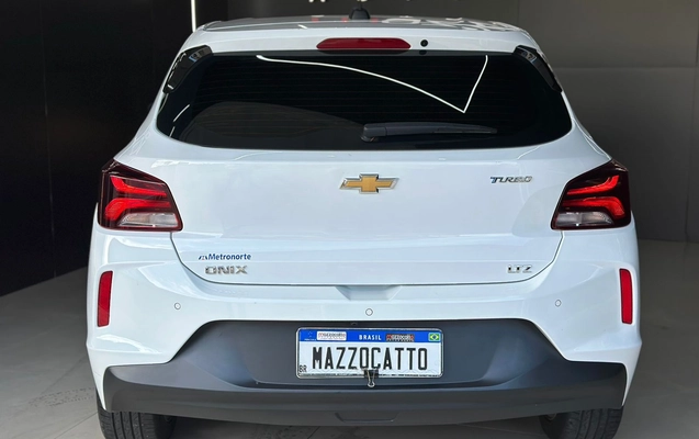 imagem-https://www.socarrao.com.br/sc-vehicle-images-prod/2031000/1788460946695-003_920ee713325177e5b3b6cadc8bda92ce.jpeg