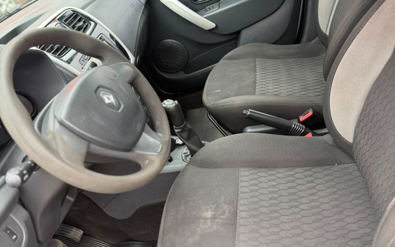 imagem-https://www.socarrao.com.br/sc-vehicle-images-prod/2031124/1781030610355-MzkxMmFiZDQtOGIyNi00ZThlLTlmODEtN2YxYmY3YTYyMTA0LmpmaWY.jfif