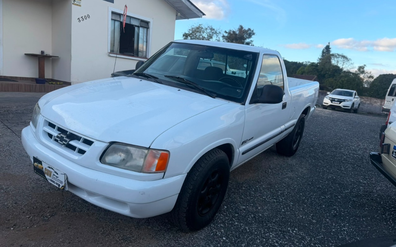 Chevrolet S10 Pick-Up Luxe 2.2 MPFI / EFI na cor Branco em Campo Largo / PR - 2031256