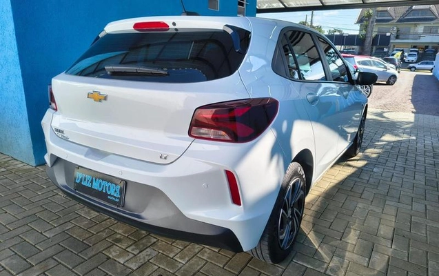 imagem-https://www.socarrao.com.br/sc-vehicle-images-prod/2031278/1784320957308-8170506_0_B_71dca5a61d.jpeg