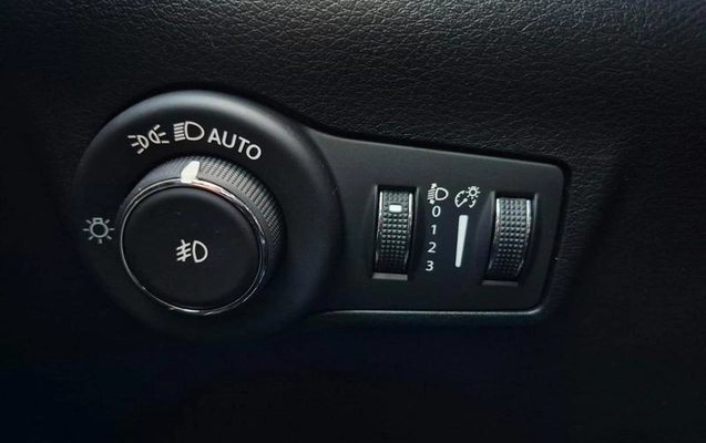 imagem-https://www.socarrao.com.br/sc-vehicle-images-prod/2031464/1787325090012-8170522_28_B_3bab247634.jpeg