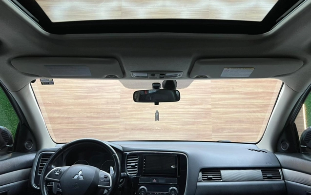imagem-https://www.socarrao.com.br/sc-vehicle-images-prod/2031525/1787925905973-a1Hc7FUyQb7OKFOtgioQMyff8sG8Epxb.jpg