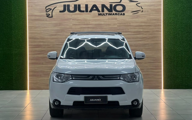 imagem-https://www.socarrao.com.br/sc-vehicle-images-prod/2031525/1787925905994-DN0oz9LpX21ii8giFeTLLCj5YfZVw7VN.jpg