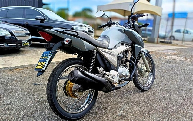 imagem-https://www.socarrao.com.br/sc-vehicle-images-prod/2031555/1788449925986-8170763_12_B_79ee0788bb.jpeg