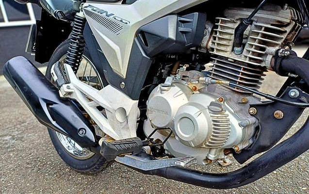 imagem-https://www.socarrao.com.br/sc-vehicle-images-prod/2031555/1788449926012-8170763_9_B_e36ab15569.jpeg