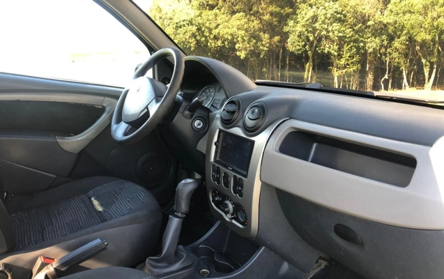 imagem-https://www.socarrao.com.br/sc-vehicle-images-prod/2031666/1788552942688-UqhUpYeumPgtSQurARdwA7xP4ZCLKOSO.jpg
