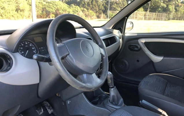 imagem-https://www.socarrao.com.br/sc-vehicle-images-prod/2031666/1788552942695-2fcBszNhfLMHx6sgh0LTzdf2NjZHTml0.jpg