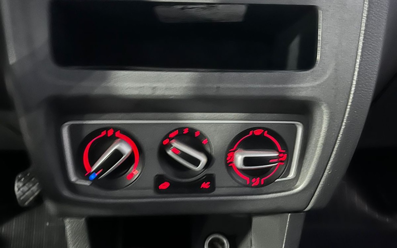 imagem-https://www.socarrao.com.br/sc-vehicle-images-prod/2031708/1781032939190-ZDFjZDIzYjMtODlmMi00NDE5LTk1ZTQtNGFjZDliN2QxZDU4LmpwZWc.jpeg