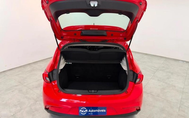imagem-https://www.socarrao.com.br/sc-vehicle-images-prod/2032036/1785434237555-8170045_14_B_c31ad91a32.jpeg