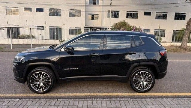 imagem-https://www.socarrao.com.br/sc-vehicle-images-prod/2032279/1786137793582-8171127_5_B_9105d32344.jpeg