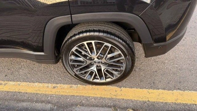 imagem-https://www.socarrao.com.br/sc-vehicle-images-prod/2032279/1786137793594-8171127_14_B_b78ab5f7d2.jpeg