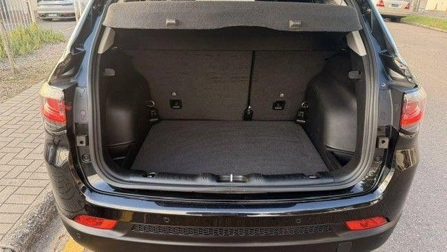 imagem-https://www.socarrao.com.br/sc-vehicle-images-prod/2032279/1786137793596-8171127_14_B_981470d525.jpeg
