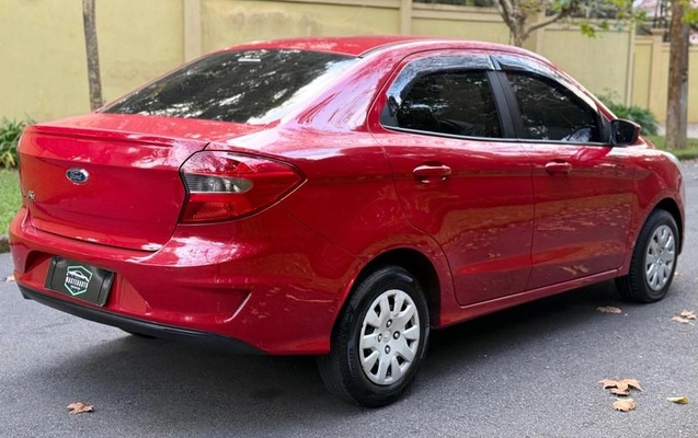 imagem-https://www.socarrao.com.br/sc-vehicle-images-prod/2032283/1782151076430-8022899_8_B_50c4fc7f87.jpeg