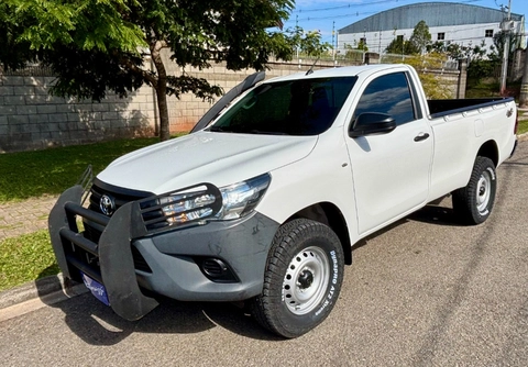 Toyota Hilux 2018 Branco — foto 1 de 3