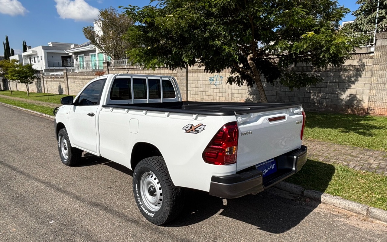 imagem-https://www.socarrao.com.br/sc-vehicle-images-prod/2032286/1781097012837-SU1HXzgzMzkuanBlZw.jpeg