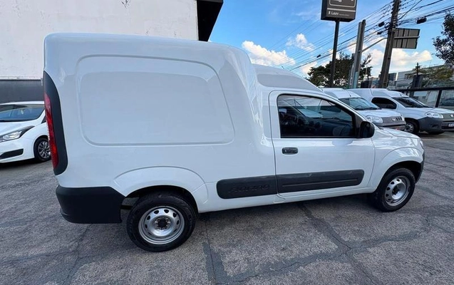 imagem-https://www.socarrao.com.br/sc-vehicle-images-prod/2032292/1781035266355-7978639_4_B_ddfaab772f.jpeg