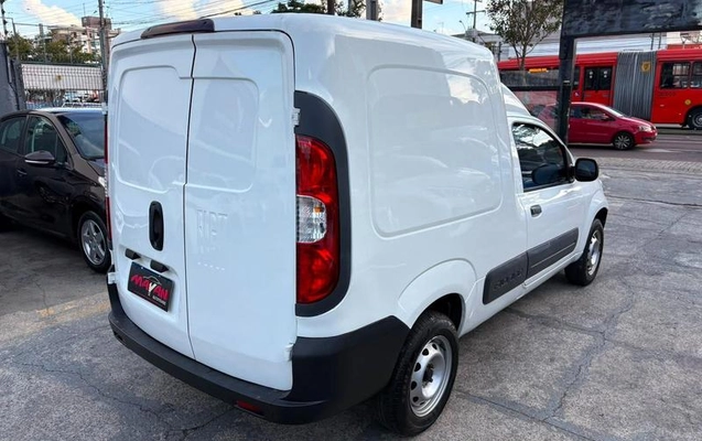 imagem-https://www.socarrao.com.br/sc-vehicle-images-prod/2032292/1781035266356-7978639_2_B_c3403e29ea.jpeg