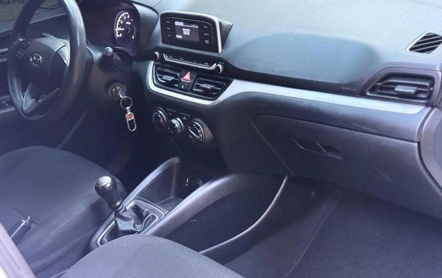 imagem-https://www.socarrao.com.br/sc-vehicle-images-prod/2032464/1790270399753-7887689_15_B_e4a3c55179.jpeg