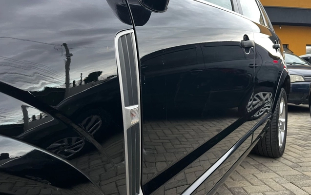 imagem-https://www.socarrao.com.br/sc-vehicle-images-prod/2032508/1781036167796-YTRhYWIyODItOGExZS00OTM2LWFlOWQtOTgyNmViNWU2OTAwLmpwZWc.jpeg