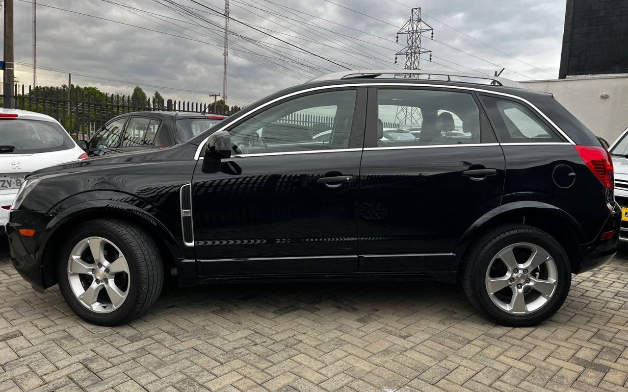 imagem-https://www.socarrao.com.br/sc-vehicle-images-prod/2032508/1781036168366-NWMwNjM1ZWQtNzg2Yy00ODlhLThhNGQtYjdhYmU5ODViZTk4LmpwZWc.jpeg